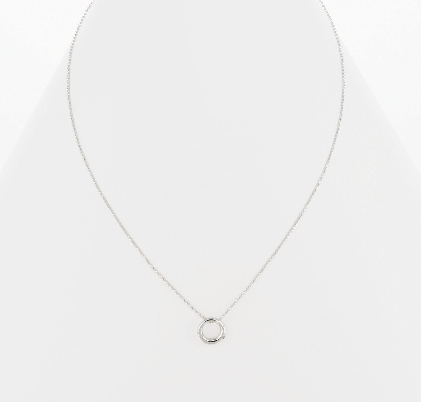 <ウルティマ>シルバーダイヤモンドサークルペンダント