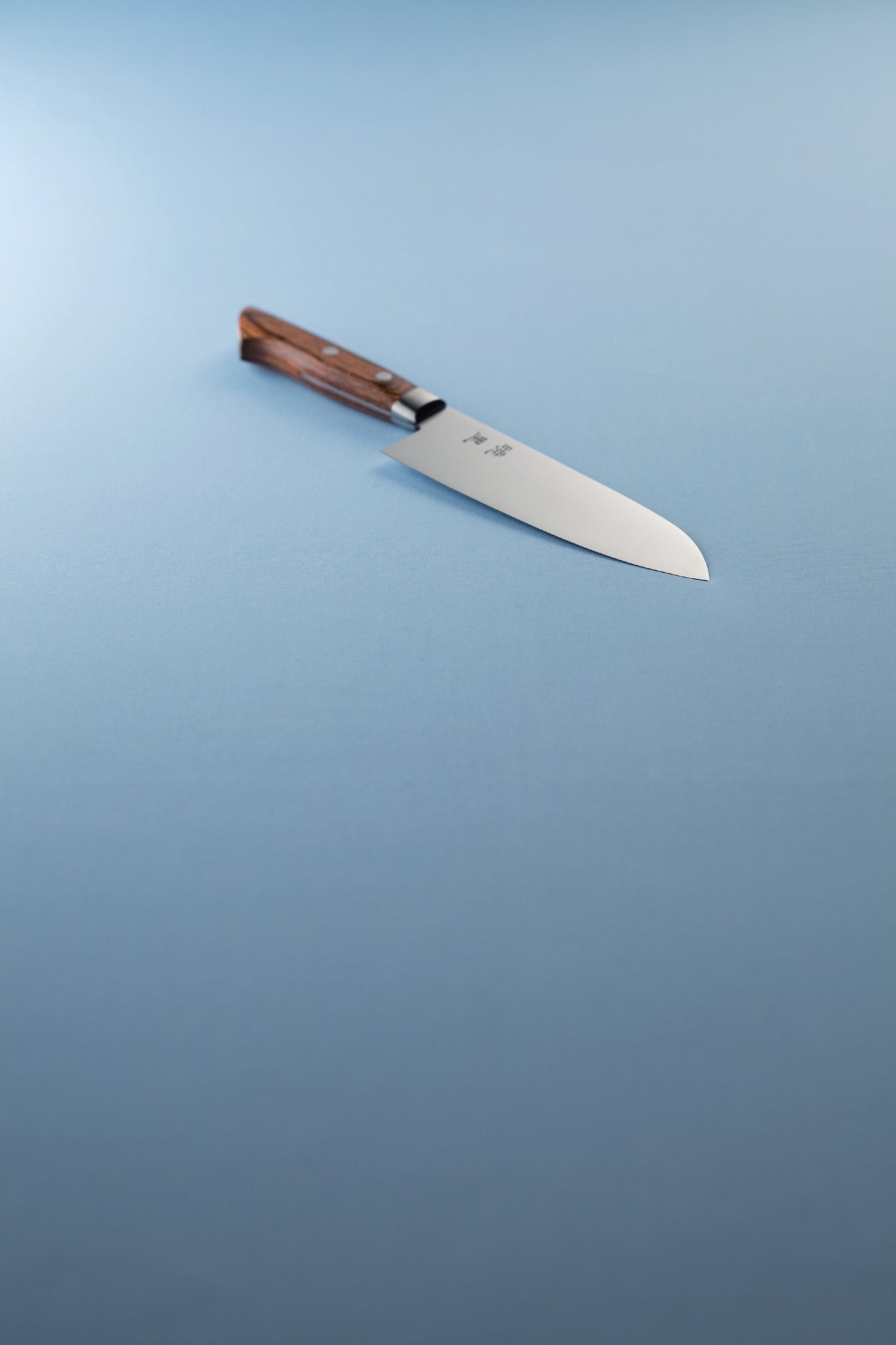 ＜Akari＞ Santoku knife