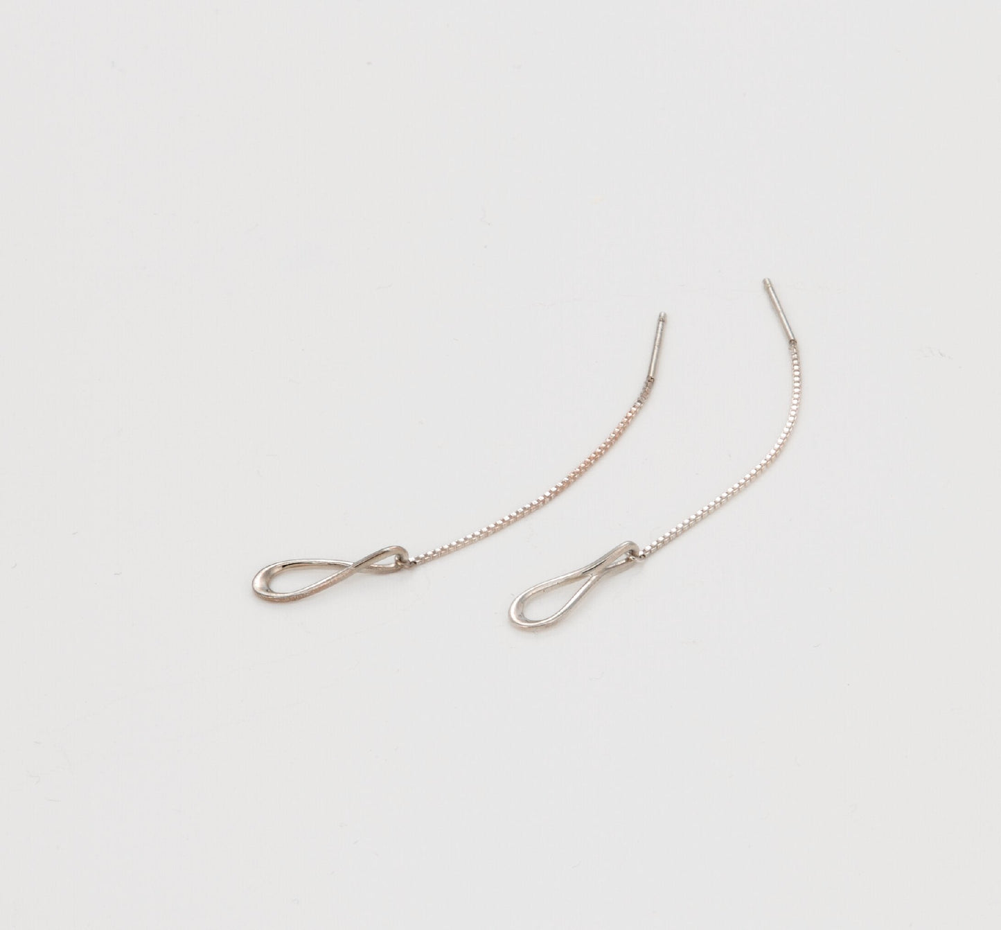 &lt;Ultima&gt; Silver drop earrings