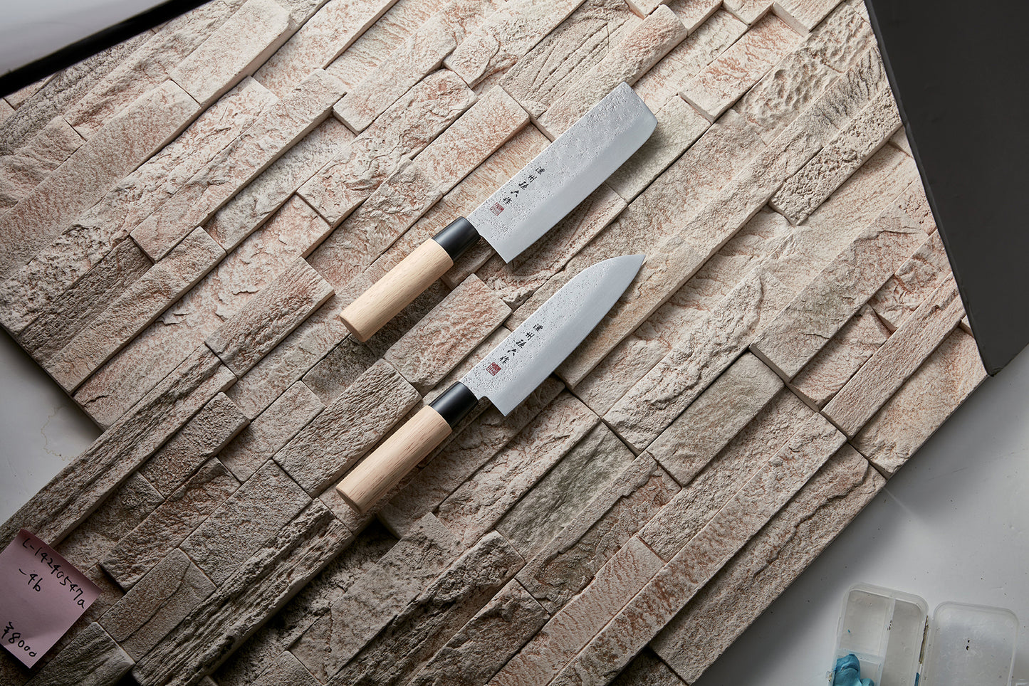 ＜Noshu Magoroku＞ Nashiji Santoku and Hagiri Japanese Knife Set